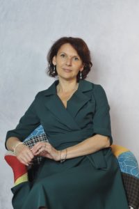 Елена Романова